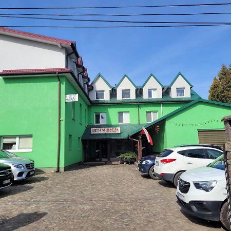 Albert Turystyczne Uslugi Hotelarskie 华沙 外观 照片